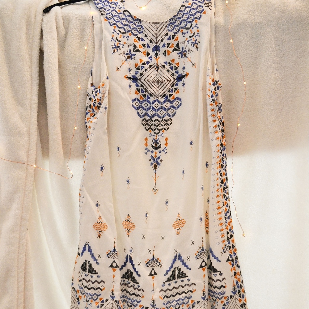 Urban Outfitters White Ecote Shift Dress